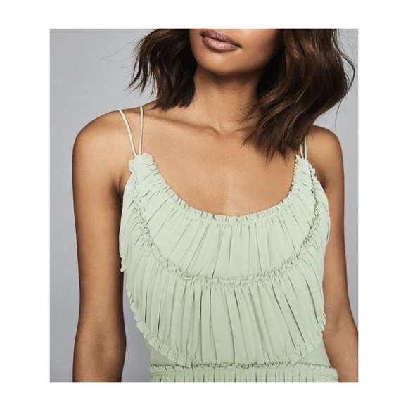 New! REISS Thora Pleated Chiffon Midi Dress in Mint Green - Picture 4 of 10